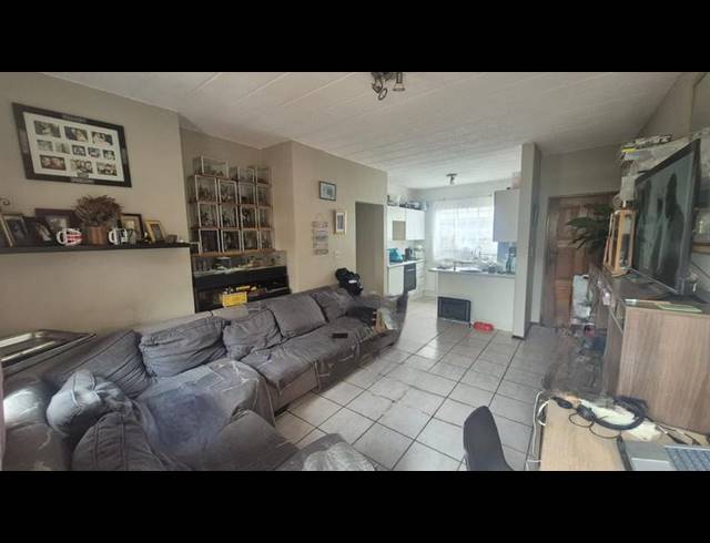 3 BEDROOM APARTMENT FOR SALE IN ROODEKRANS